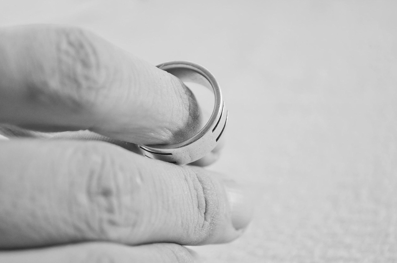Divorcing together – towards harmonious separations?